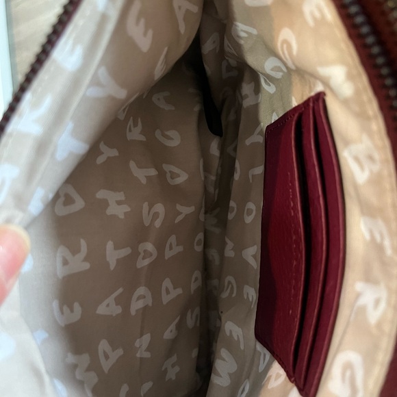 Maroon colored leather crossbody purse in excellent used condition - Picture 3 of 6